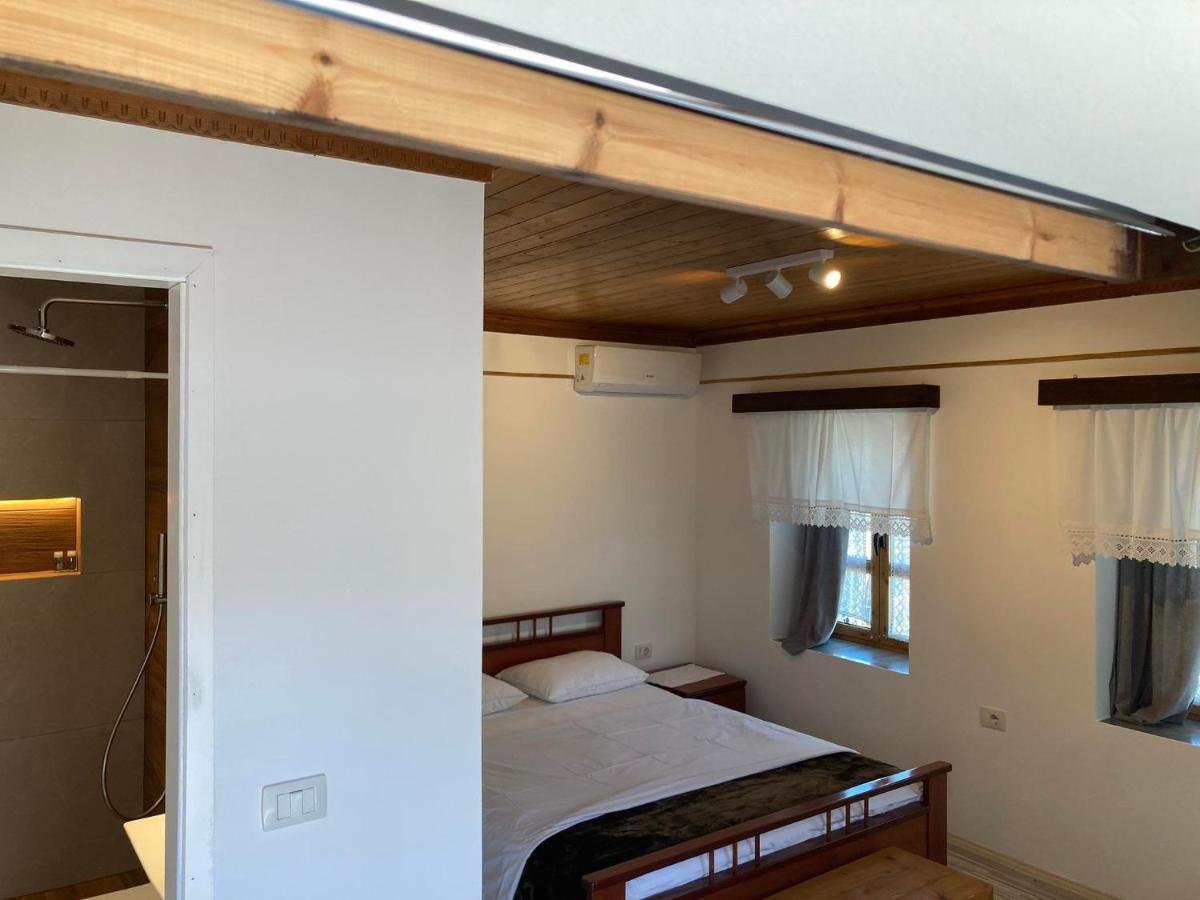 Sokaku I Te Marreve Guesthouse Гирокастра Экстерьер фото