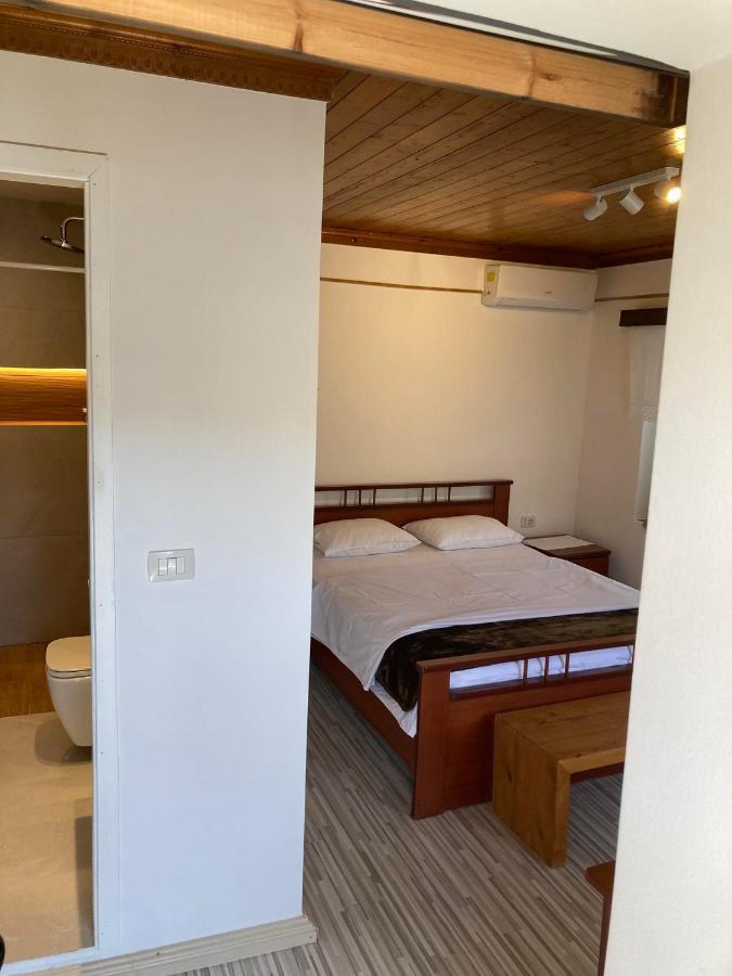 Sokaku I Te Marreve Guesthouse Гирокастра Экстерьер фото