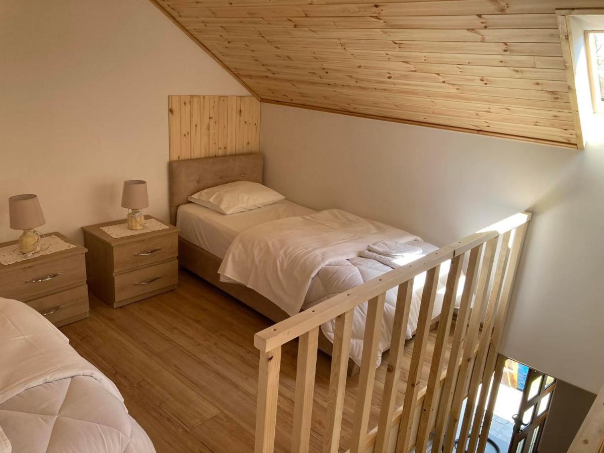 Sokaku I Te Marreve Guesthouse Гирокастра Экстерьер фото